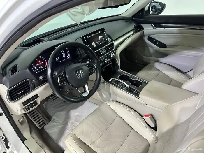 هوندا اكورد 2019 فل 2.0 سعودي 16