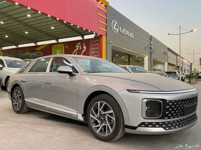 هواندي ازيرا 2026 كلاسيك خليجي داخلي اوف ويت( بنزين) 6سلندر 3