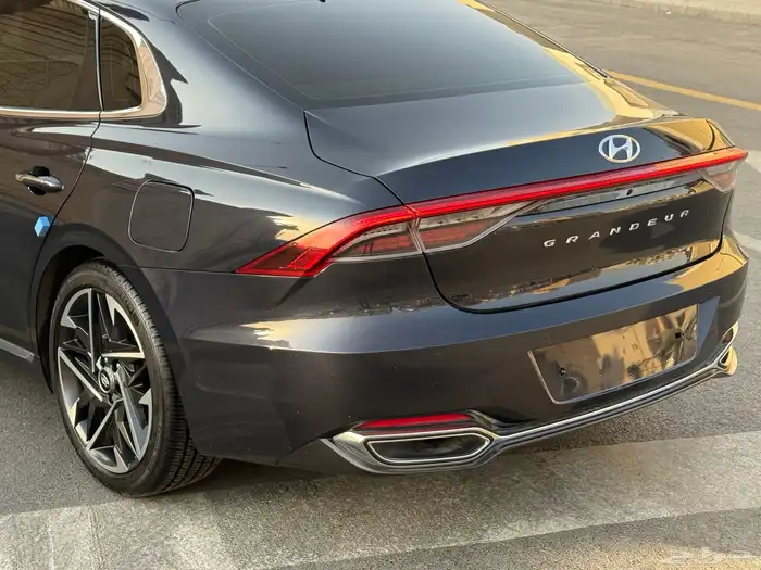 ازيرا كاليجرافي 2021 فل اعلى فئة ( ممشى قليل ) 4