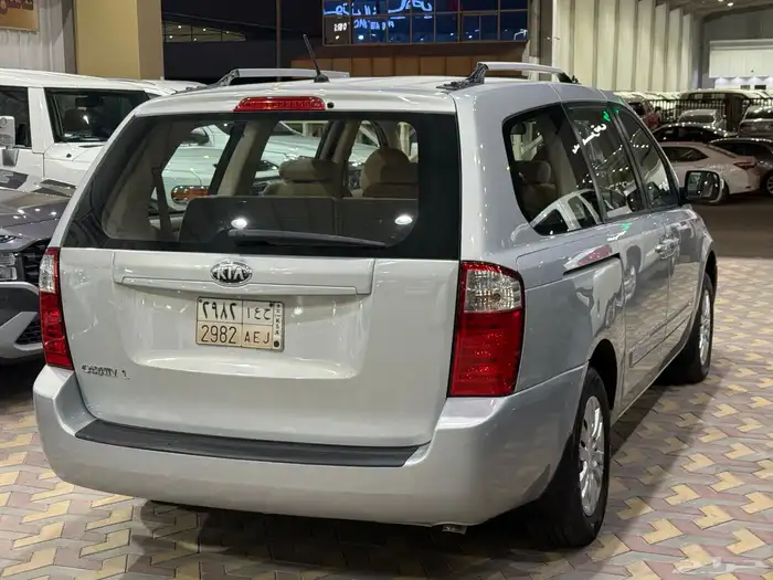 كيا كرنيفال 2015 5