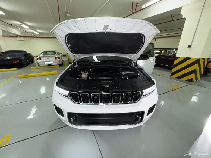 جيب جراند شروكي 2023 اوفر لاند 2