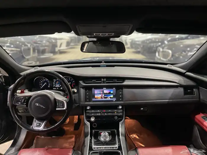 جاكور XF سعودي 2016 عداد 92 الف V6 12