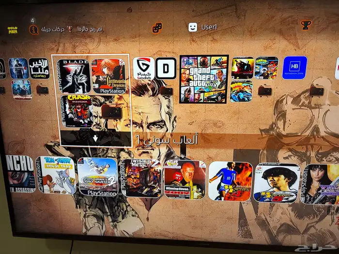 سوني 4 حالة ممتاذة معدل ويشبك نت عليه حوالي 100 لعبة 2