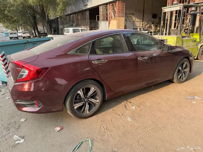 Honda Civic 2019 8