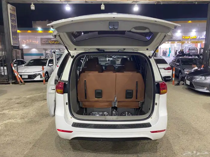 كيا كارنيفال 2016 16