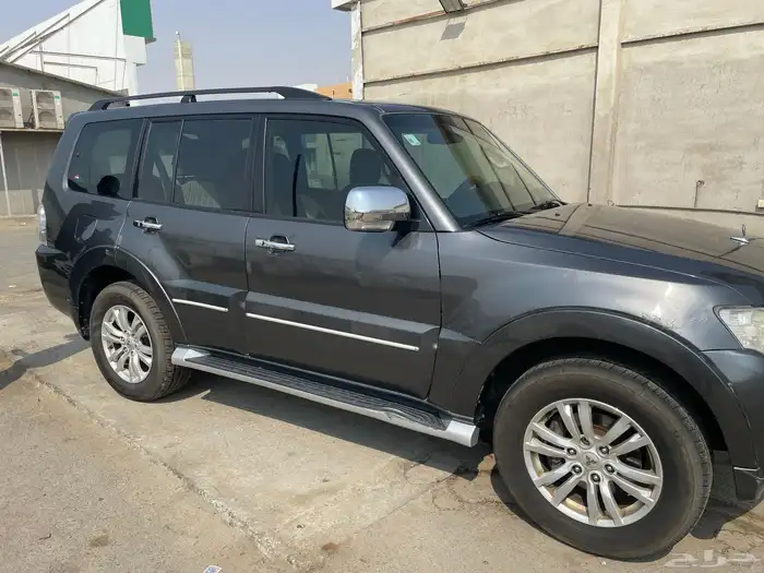 ميتسوبيشي باجيرو 0