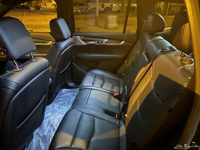 كاديلاك Sport فل الفل مواصفات نادره (ممشى قليل) 23