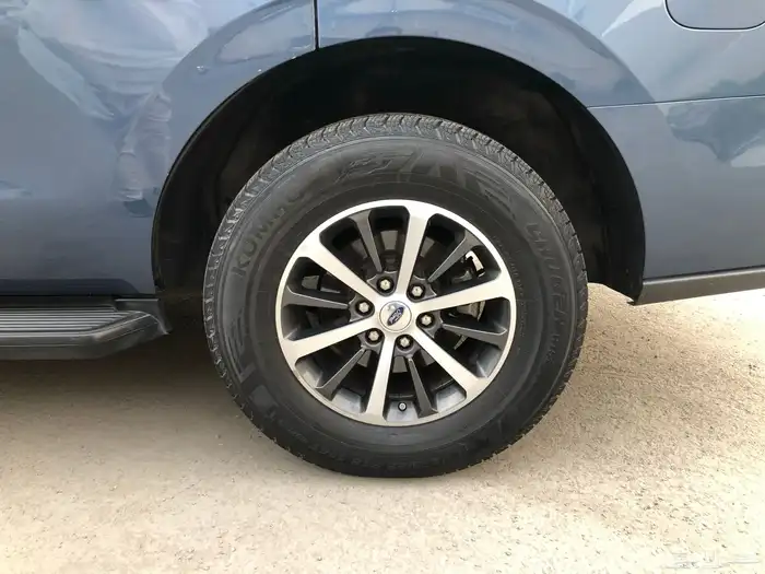 للبيع فورد اكسبيدشن موديل 2019م شاصي قصير XLT مالك أول 18