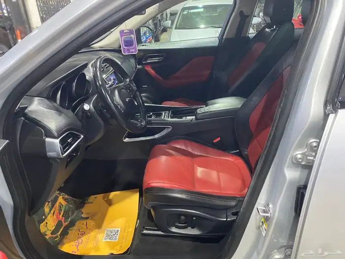 جاكوار F Pace R Sport ستة سلندر سوبر تشارج 15