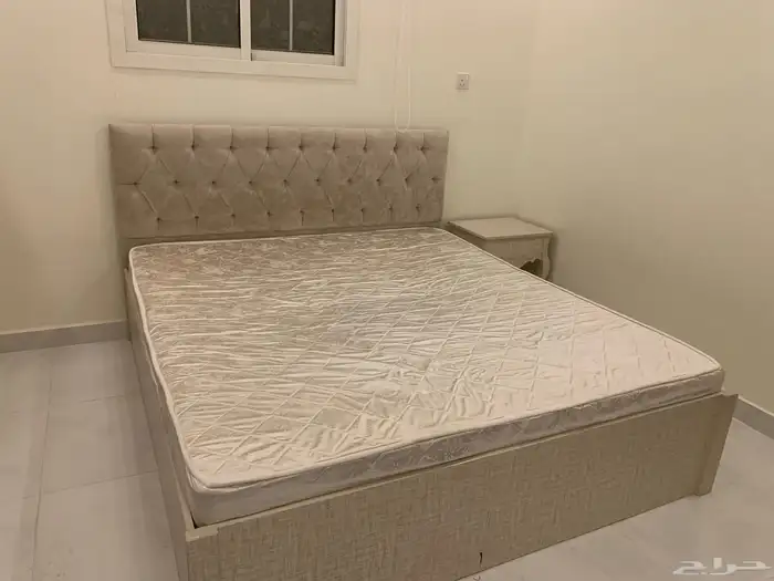 غرفة نوم للبيع 0