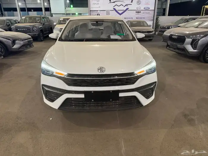 ام جي MG5 استاندر الشكل الجديد2025 1