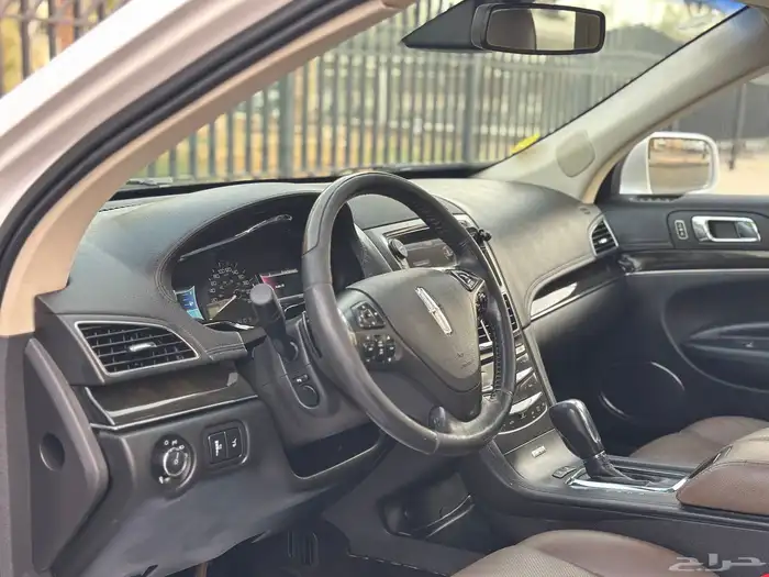 لينكون MKT موديل 2013 فل كامل 16