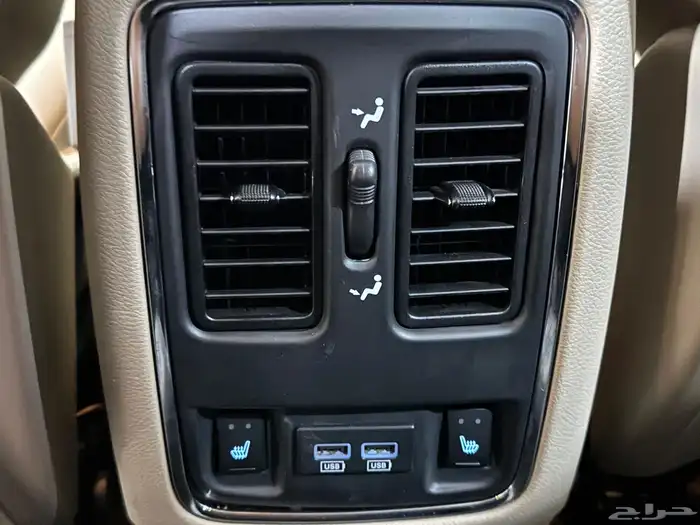 جراند شيروكي ليمتد 2014 (( بحالة ممتازة )) 29