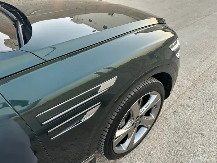 للبيع جينيسس GV80 شبه اصفار مخزن بحالة الوكالة 22