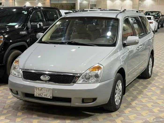 كيا كرنيفال 2015 0