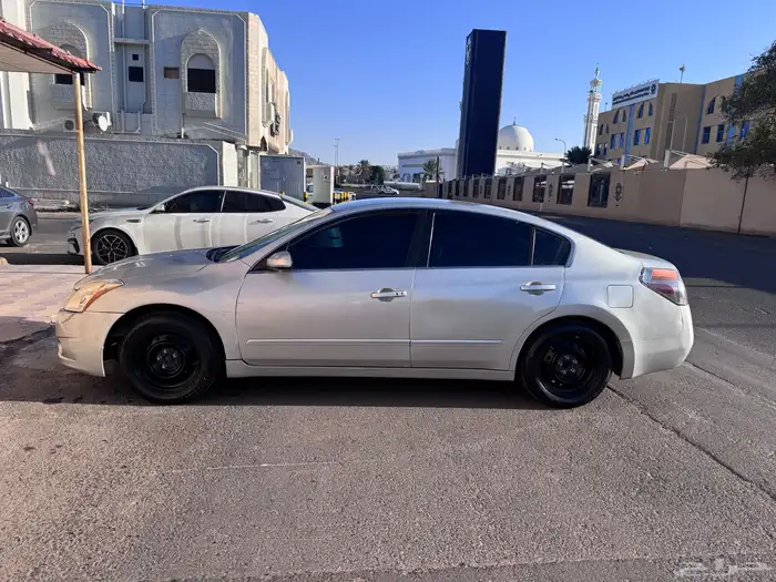 للبيع التيما 6