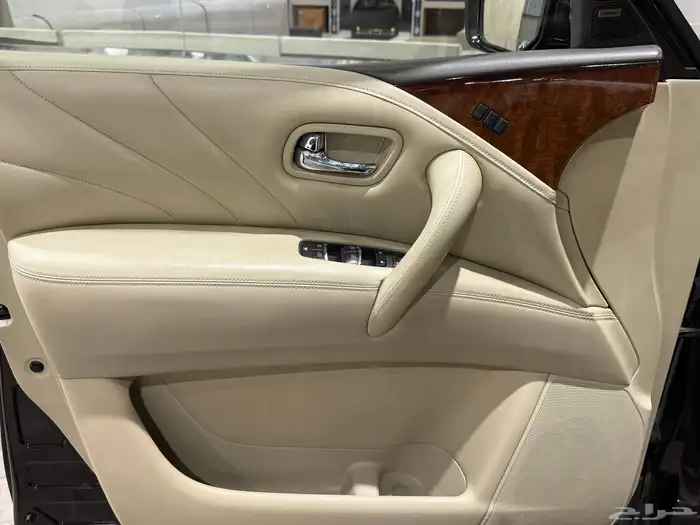 انفنتي 2015 QX80 فل كامل (بحالة ممتازة) 4