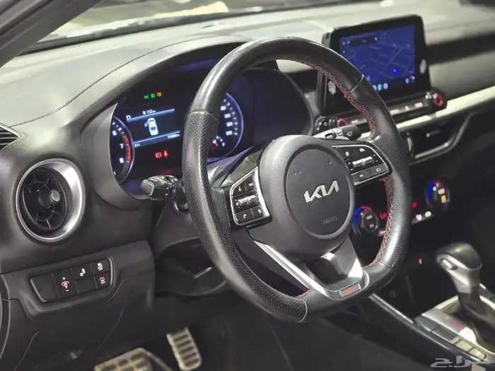 كيا سيراتو GT موديل 2022 بحاله ممتازه 24