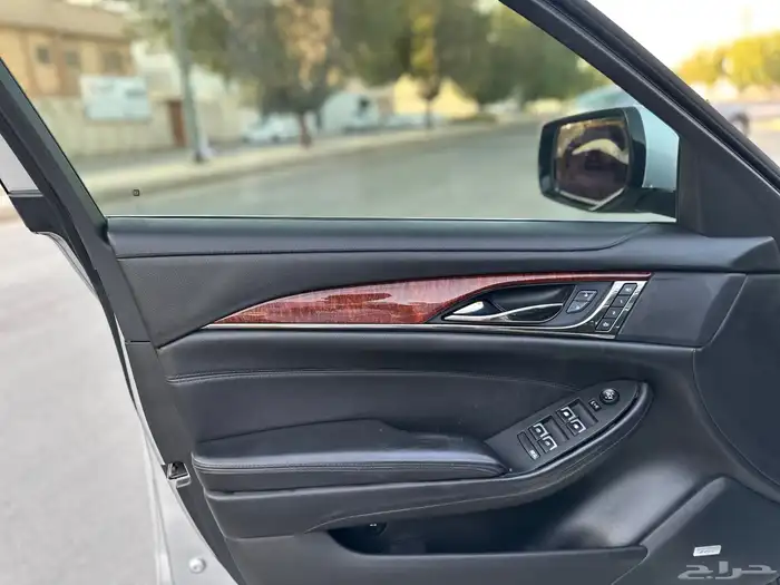 كاديلاك CTS موديل 2014 سعودي نص فل 16