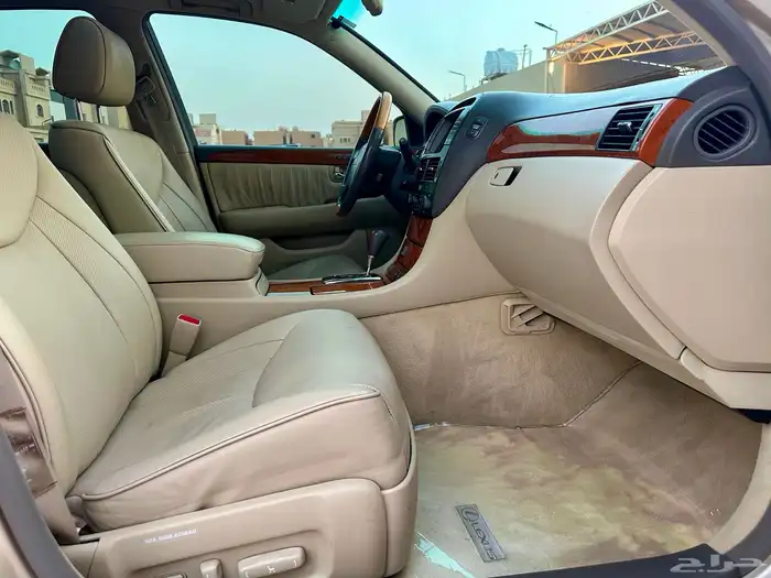 لكزس LS430 2004 مخزن نظيف جدا 29