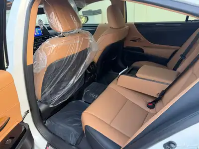 للبيع لكزس 250AA index