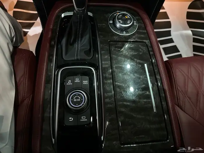 نيسان باترول بلاتينيوم موديل 2024 فل كامل 8 سلندر 13