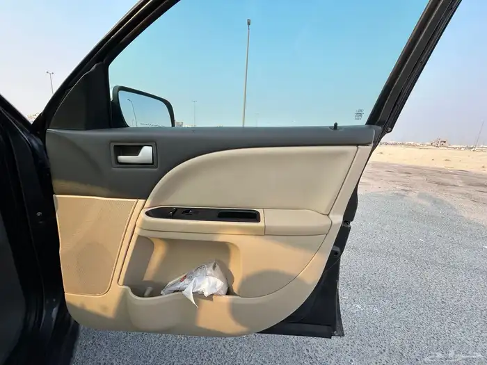 فورد توروس 2008 نظيف جدا 7