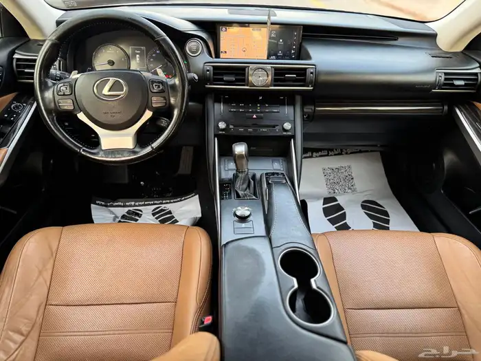 لكزس IS350 فل 2017 سعودي 14