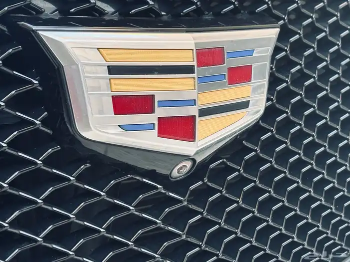 كاديلاك Sport فل الفل مواصفات نادره (ممشى قليل) 36