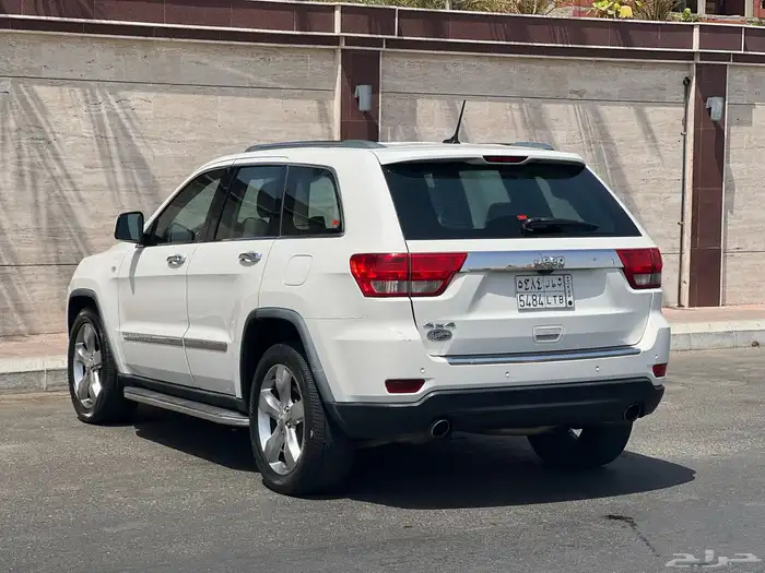 جيب شروكي اوفرلاند بودي وكاله 2011 سعودي 4