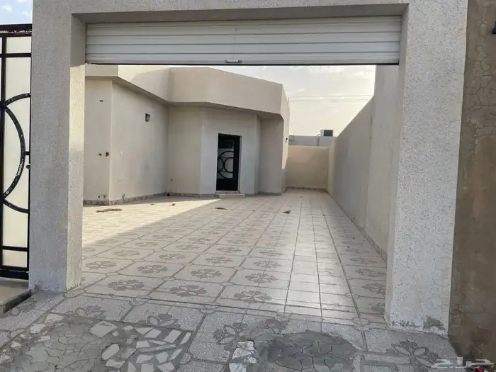 استراحة شباب للبيع دخل 30 الف 0