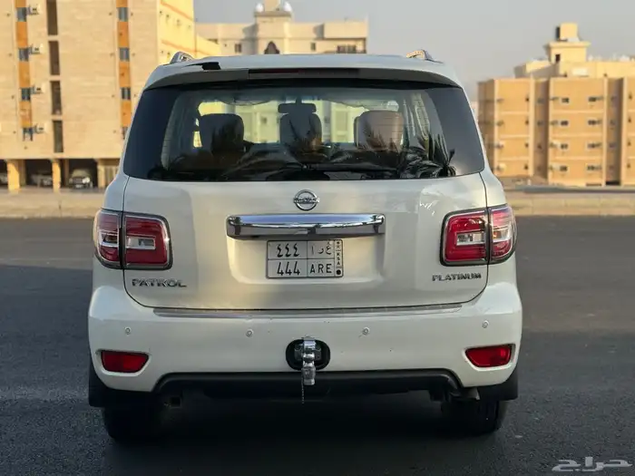 باترول نيسان موديل 2014 عداد 121 الف مالك اول 20