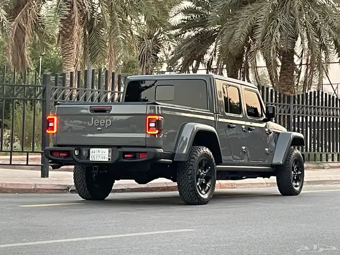 جيب رانجلر جلاديتور 2021 روبيكون نظيف جدا بحال الوكاله 30