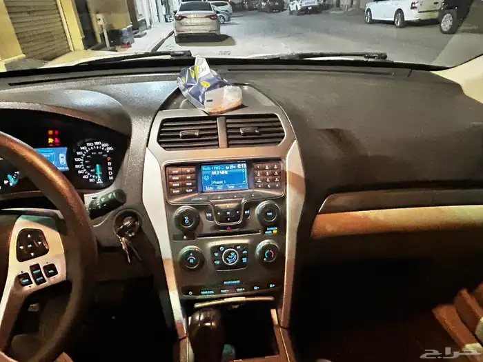 فورد اكسبلورر موديل 2012 0