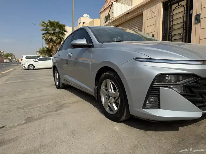 للبيع اكسنت 2024 نظيفه 2