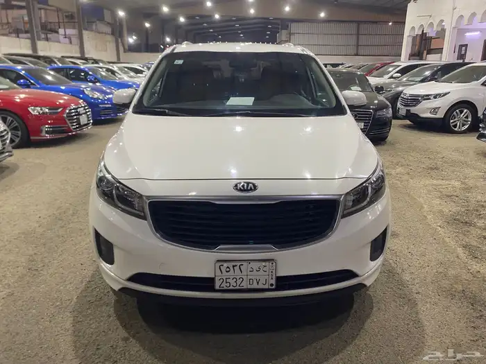 كيا كارنيفال 2016 6