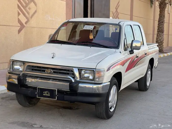 تويوتا - هايلوكس-2001-GLX-غمارتين- بنزين- قير عادي 0