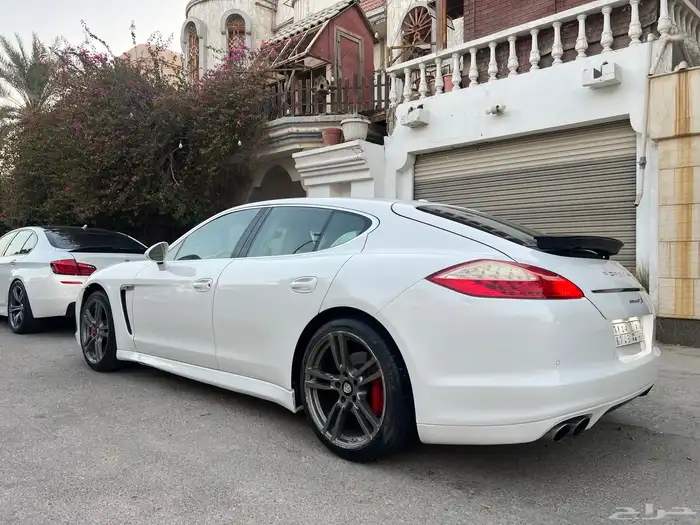 بورش باناميرا s 2010 8