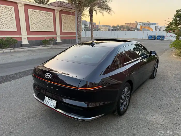 هونداي ازيرا كلاسيك 2025 سعودي شبه جديد 2