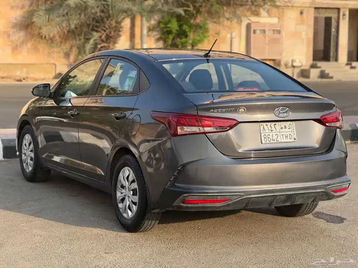 هونداي اكسنت موديل 2021 السعر 35000 الف 4