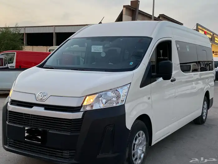 تويوتا باص 2024 ركاب بنزين عداد 4 الف فقط 1