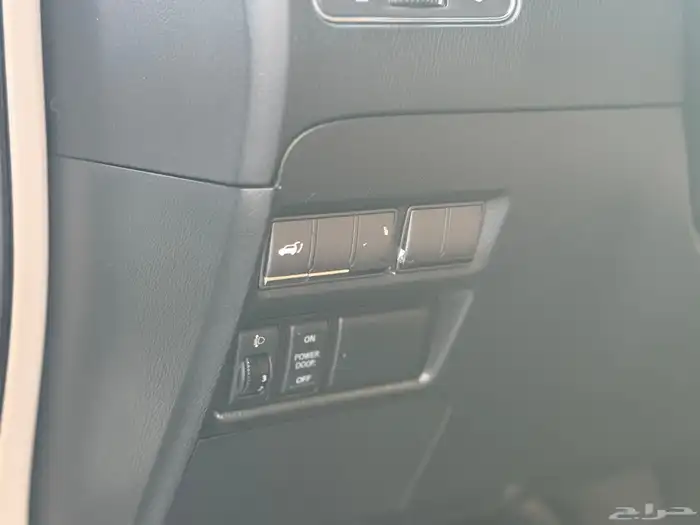 باترول نيسان موديل 2014 عداد 121 الف مالك اول 8