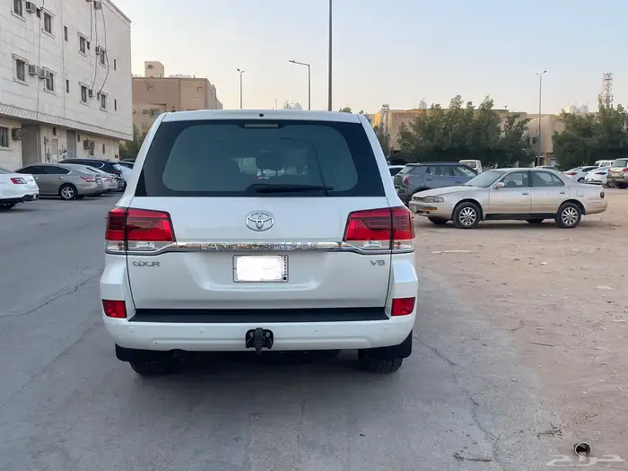 لاندكروزر GXR 2020 ديزل 0