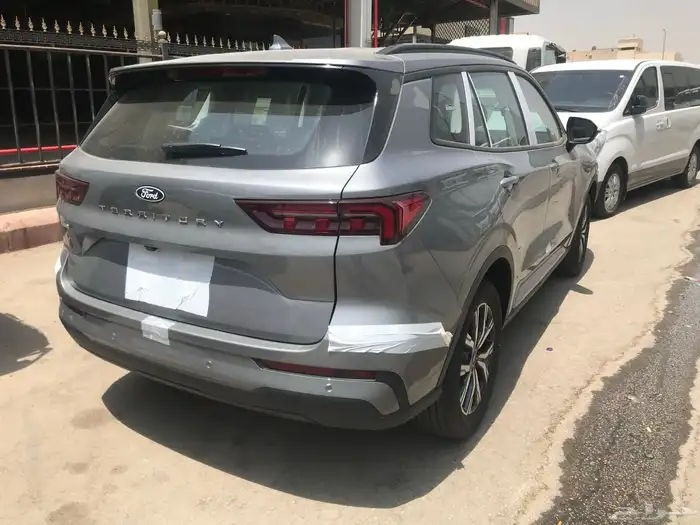 فورد تيريتوري 2026 بجميع الفئات ( امبيانتي-ترند-تيتانيوم) 12