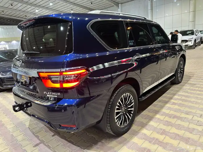 نيسان باترول بلاتينيوم موديل 2024 فل كامل 8 سلندر 29