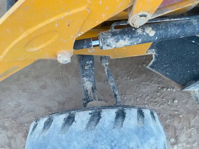 جي سي بي عرجاء 2008 1