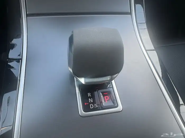 2024 Range Rover Velar P250 15