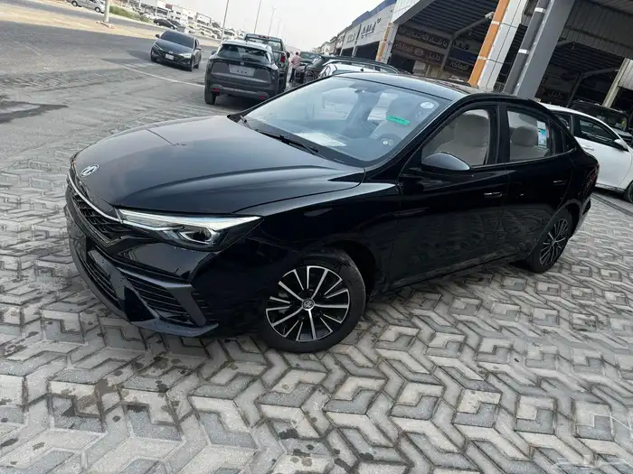 ام جي فايف موديل 2025 1