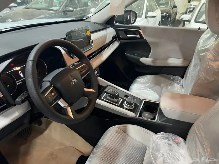 أوتلاندر 5 راكب 2025 بأقل سعر جديد 8