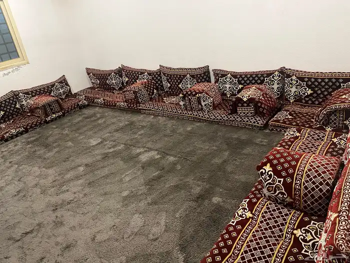 مكيف سبيلت واثقا من كتب وفرش وتلفزيون 3